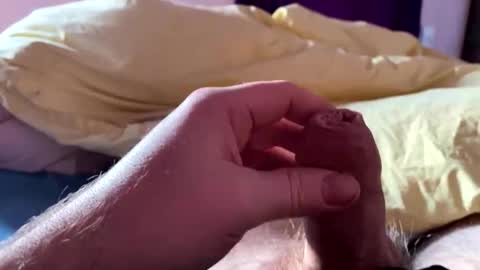 Snapshot of wifefantasizing chatting on 01/06/26, 01:37 wifefantasizing online show from 01/06/26, 01:37