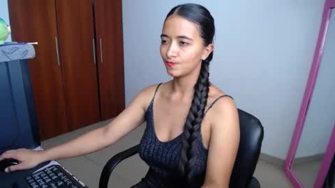 Ilauren online show from 01/20/25, 09:01