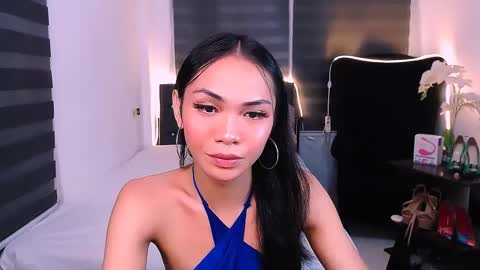 Snapshot of wild_lily30 chatting on 02/06/25, 10:00 wild lily30 online show from 02/06/25, 10:00