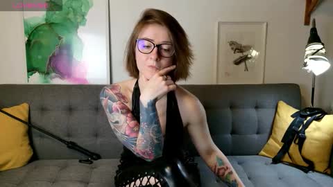 wild_peony online show from 11/07/25, 03:12