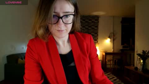 wild_peony online show from 12/04/25, 05:32