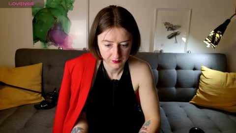 wild_peony online show from 05/02/26, 08:47