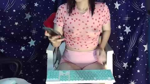 wild_pussy4u online show from 03/19/26, 05:55