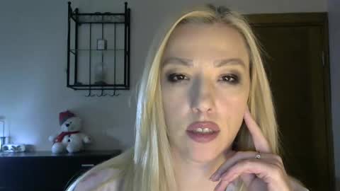 Alina online show from 02/05/25, 02:37