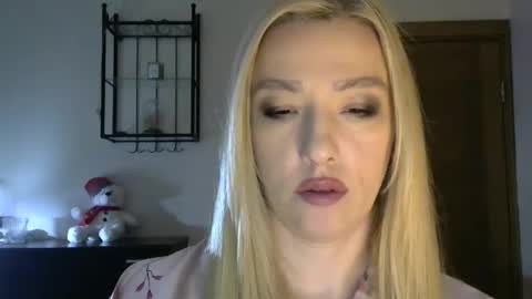 Alina online show from 02/17/25, 08:19