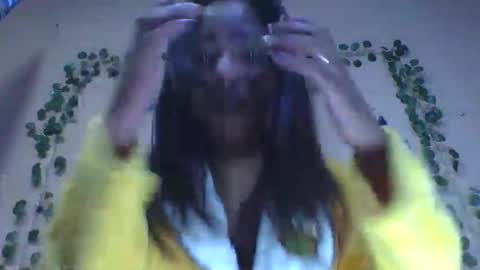 Snapshot of wildah chatting on 05/19/26, 03:51 wildah online show from 05/19/26, 03:51