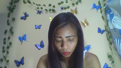 Snapshot of wildah chatting on 05/26/26, 06:15 wildah online show from 05/26/26, 06:15