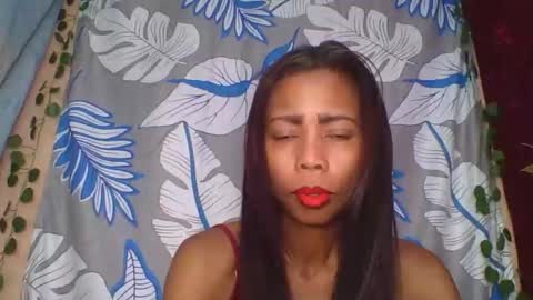 Snapshot of wildah chatting on 06/10/26, 11:13 wildah online show from 06/10/26, 11:13