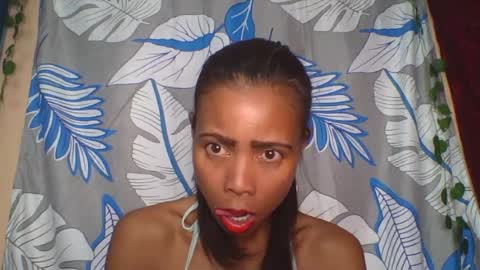 Snapshot of wildah chatting on 06/13/26, 03:43 wildah online show from 06/13/26, 03:43