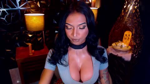 Snapshot of wildara chatting on 02/18/25, 10:27 wildara online show from 02/18/25, 10:27