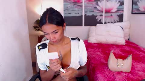 Snapshot of wildara chatting on 09/28/25, 11:10 wildara online show from 09/28/25, 11:10