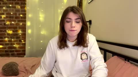 Lina online show from 12/21/25, 05:53