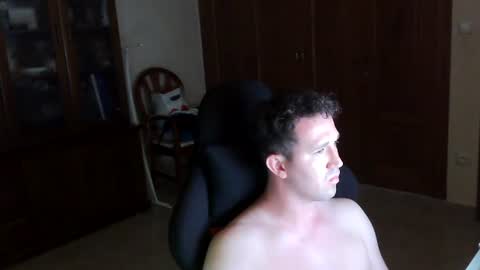 Snapshot of wilder6969 chatting on 07/01/26, 12:23 Carlos online show from 07/01/26, 12:23