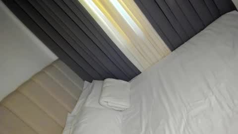 Snapshot of wildkittytrans chatting on 02/22/25, 08:18 CHRISTINE online show from 02/22/25, 08:18