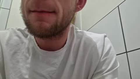 wildmike93 online show from 02/13/26, 07:21