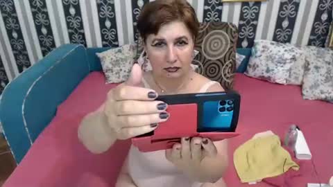 ask me  online show from 06/17/26, 04:04