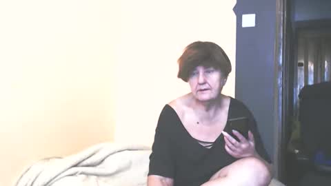 WildRedCat online show from 09/23/25, 10:18