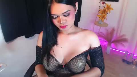 Snapshot of wildsavagelucy chatting on 10/03/25, 02:08 Ms Lucy online show from 10/03/25, 02:08