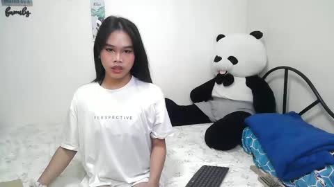 Snapshot of wildtightass chatting on 03/01/25, 07:08 Rhean online show from 03/01/25, 07:08