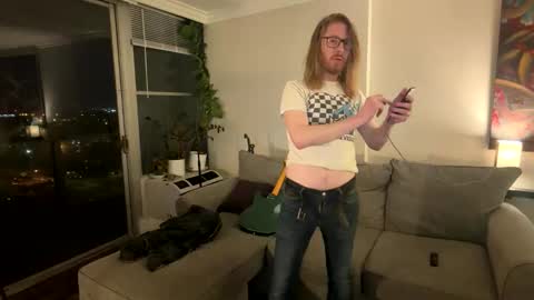 Snapshot of will_sx chatting on 04/19/26, 10:14 will_sx online show from 04/19/26, 10:14