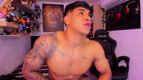 Snapshot of william_dracko9 chatting on 01/25/25, 05:18 Dracko online show from 01/25/25, 05:18