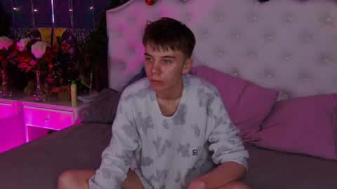 Snapshot of william_ross chatting on 01/04/25, 04:23 will online show from 01/04/25, 04:23