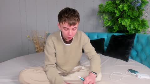 Snapshot of william_ross chatting on 02/05/25, 09:04 will online show from 02/05/25, 09:04