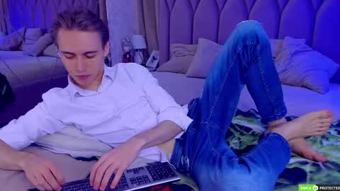 William online show from 10/13/25, 03:17