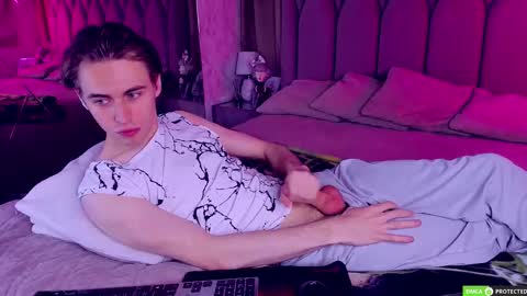 William online show from 11/26/25, 04:24