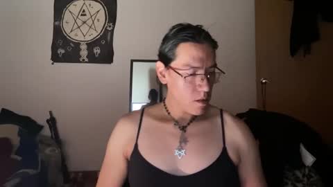 Snapshot of willlohne5 chatting on 11/18/25, 02:50 Ville Lohner online show from 11/18/25, 02:50