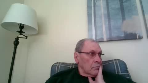 Snapshot of willnedoher chatting on 12/22/24, 07:10 Willhedoher online show from 12/22/24, 07:10