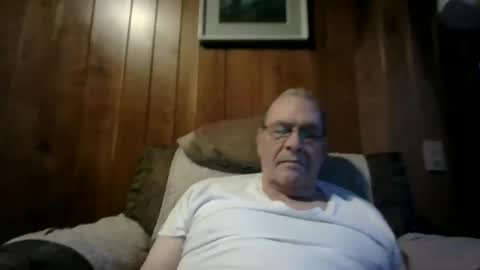 Snapshot of willnedoher chatting on 12/28/24, 01:06 Willhedoher online show from 12/28/24, 01:06