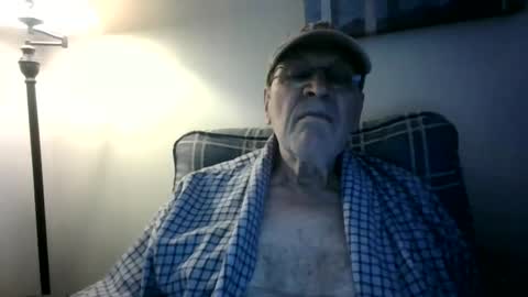 Snapshot of willnedoher chatting on 02/02/25, 09:23 Willhedoher online show from 02/02/25, 09:23