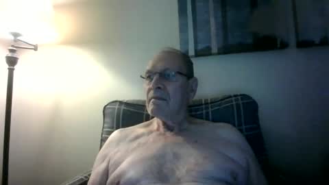 Snapshot of willnedoher chatting on 09/10/25, 01:22 Willhedoher online show from 09/10/25, 01:22