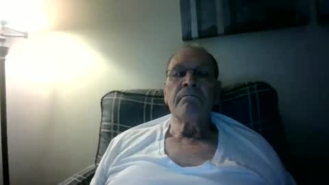 Snapshot of willnedoher chatting on 09/13/25, 01:44 Willhedoher online show from 09/13/25, 01:44