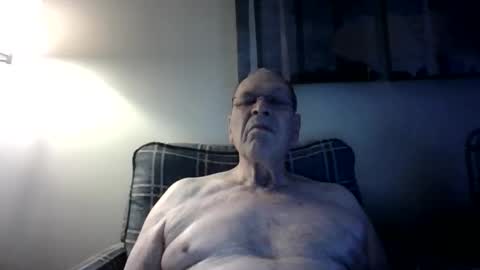 Snapshot of willnedoher chatting on 09/25/25, 12:42 Willhedoher online show from 09/25/25, 12:42