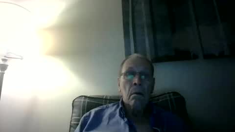 Snapshot of willnedoher chatting on 10/12/25, 01:21 Willhedoher online show from 10/12/25, 01:21