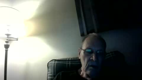 Snapshot of willnedoher chatting on 10/17/25, 03:10 Willhedoher online show from 10/17/25, 03:10