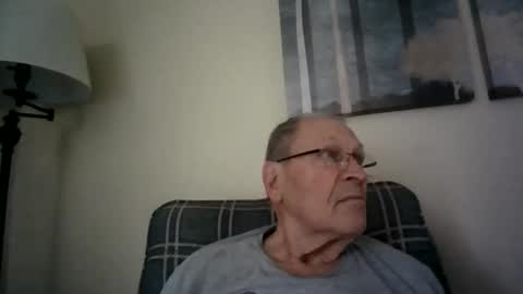 Snapshot of willnedoher chatting on 03/28/26, 01:11 Willhedoher online show from 03/28/26, 01:11