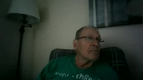 Snapshot of willnedoher chatting on 04/17/26, 01:47 Willhedoher online show from 04/17/26, 01:47