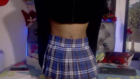 willon_rossie online show from 11/28/25, 07:27