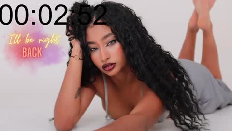 Snapshot of willow_hendrix chatting on 12/16/24, 10:24 Ms Willow online show from 12/16/24, 10:24