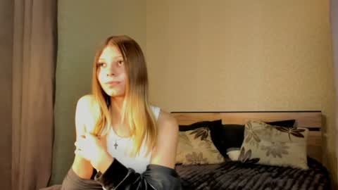 Snapshot of willowcut chatting on 07/09/26, 07:12 willowcut online show from 07/09/26, 07:12