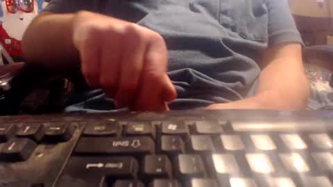 Snapshot of willowstick chatting on 12/03/25, 11:58 DrainMyBalls online show from 12/03/25, 11:58