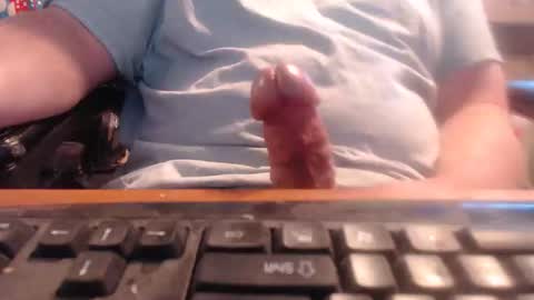 Snapshot of willowstick chatting on 02/11/26, 10:37 DrainMyBalls online show from 02/11/26, 10:37