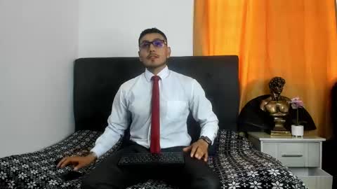 Snapshot of willsandler1 chatting on 03/10/25, 05:29 Will Sandler online show from 03/10/25, 05:29