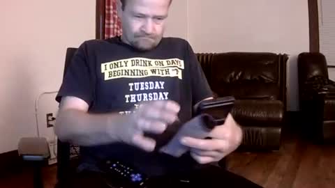 Snapshot of willydogg83 chatting on 10/26/25, 06:19 willydogg83 online show from 10/26/25, 06:19