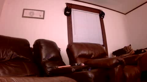 willydogg83 online show from 06/21/26, 02:03