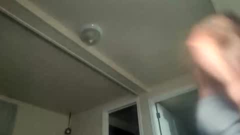 Snapshot of willynn83 chatting on 05/16/26, 06:32 willynn83 online show from 05/16/26, 06:32