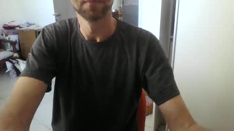 Snapshot of willyturin chatting on 10/20/25, 05:57 willyturin online show from 10/20/25, 05:57